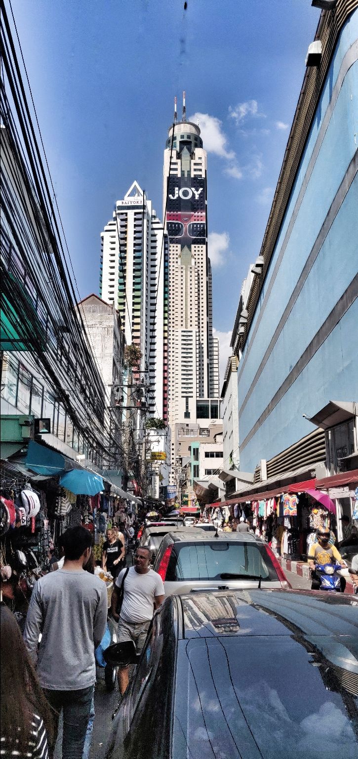 Photo of Indra Square, Ratchaprarop Road, Thanon Phaya Thai, Ratchathewi, Bangkok, Thailand by Tushar Dawar