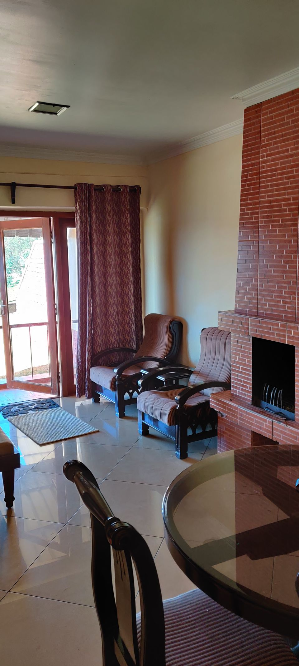 Photo of Hotel Lakeview, Ooty, Tamil Nadu, India by Abhinav Jain