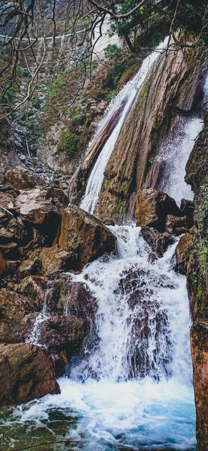 Photo of Mussoorie, Uttarakhand, India by Rutwa Somani