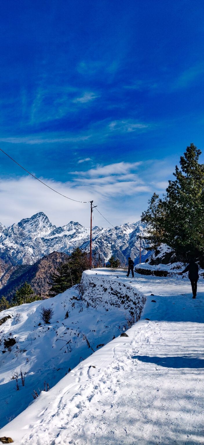 Photo of Joshimath, Uttarakhand, India by Rutwa Somani