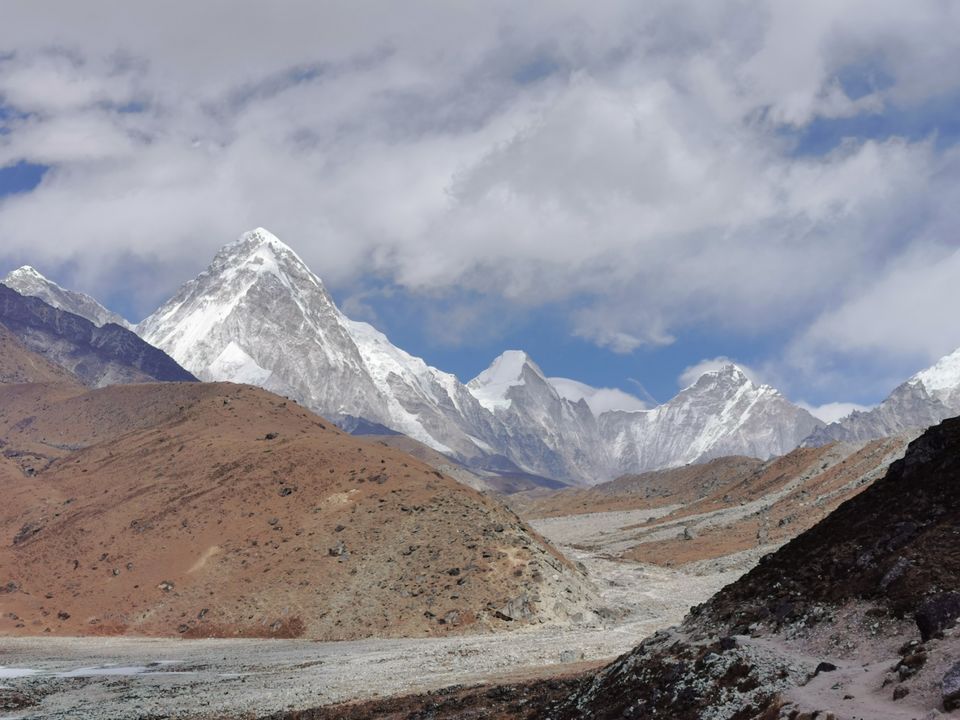 Photo of सिर्फ 15000 भारतीय रुपयों में किया एवरेस्ट बेस कैम्प ट्रेक l by Pankaj Mehta Traveller