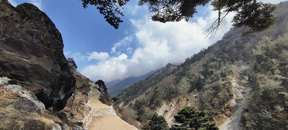 Photo of कैसे करें एवेरेस्ट बेस कैंप का सस्ता ट्रेक by Pankaj Mehta Traveller