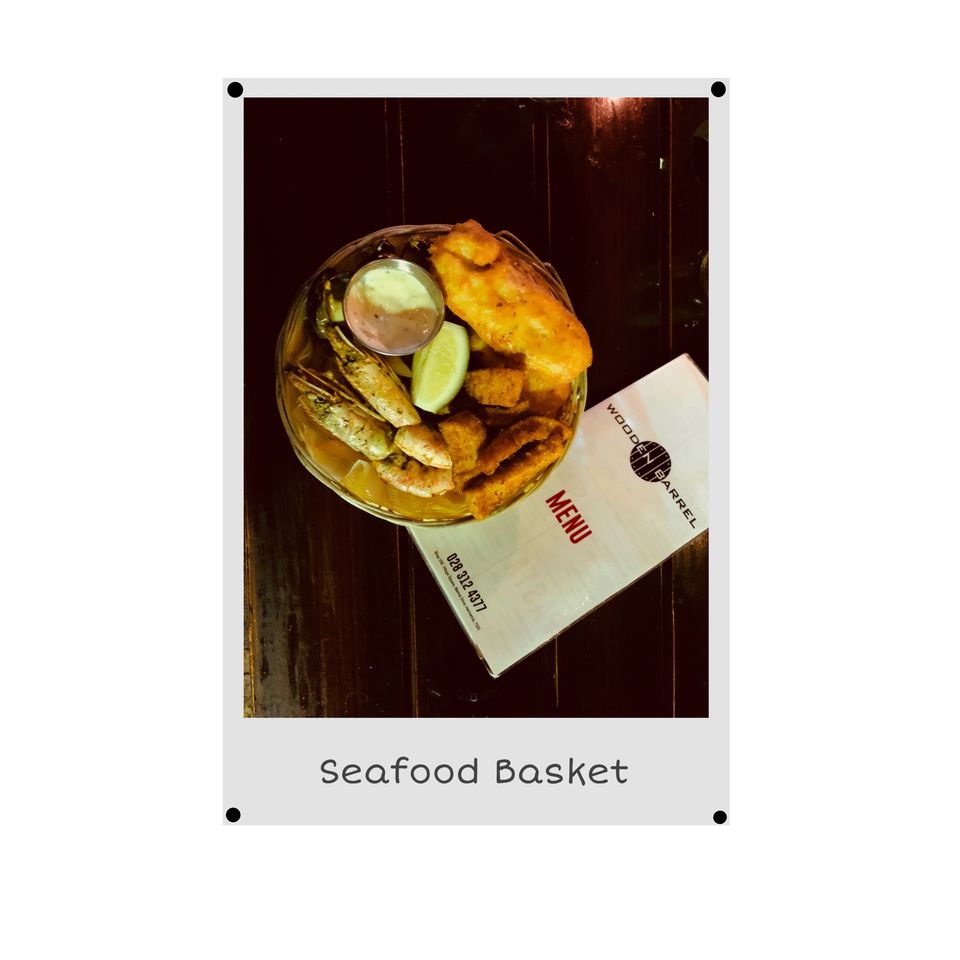 Photo of Wooden Barrel Restaurant, Marine Drive, Hermanus, South Africa by Tropical Owl