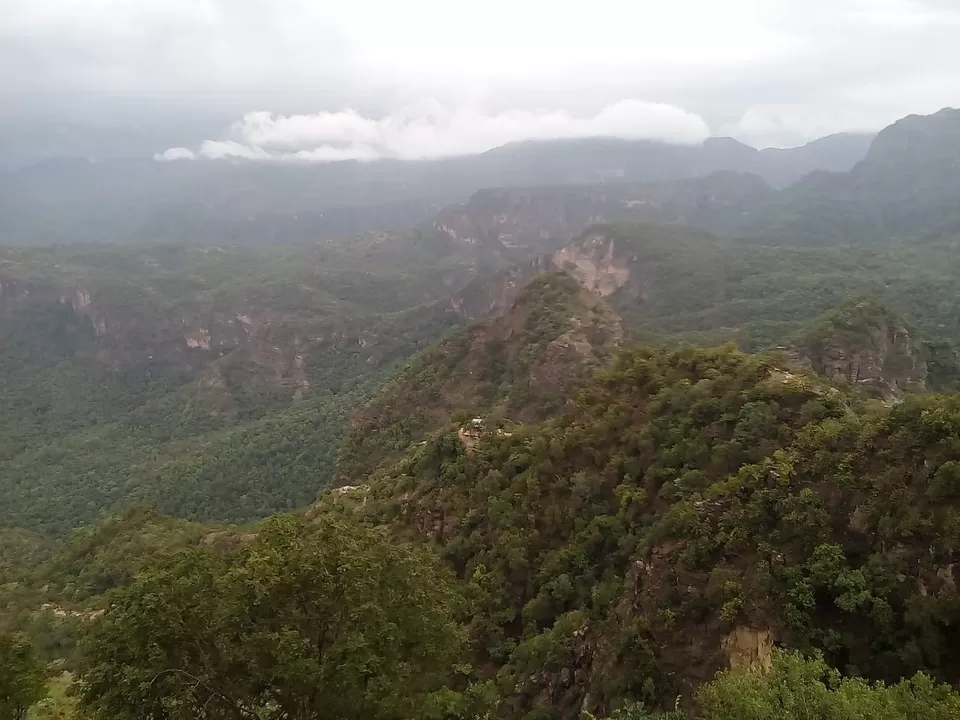 Photo of Bada Mahadev, Pachmarhi, Madhya Pradesh, India by Rita Gunhere