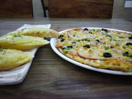 Photo of Cafe Xtasi, Mission Street, Opposite VOC School, MG Road Area, Puducherry, India by harsha raisinghani