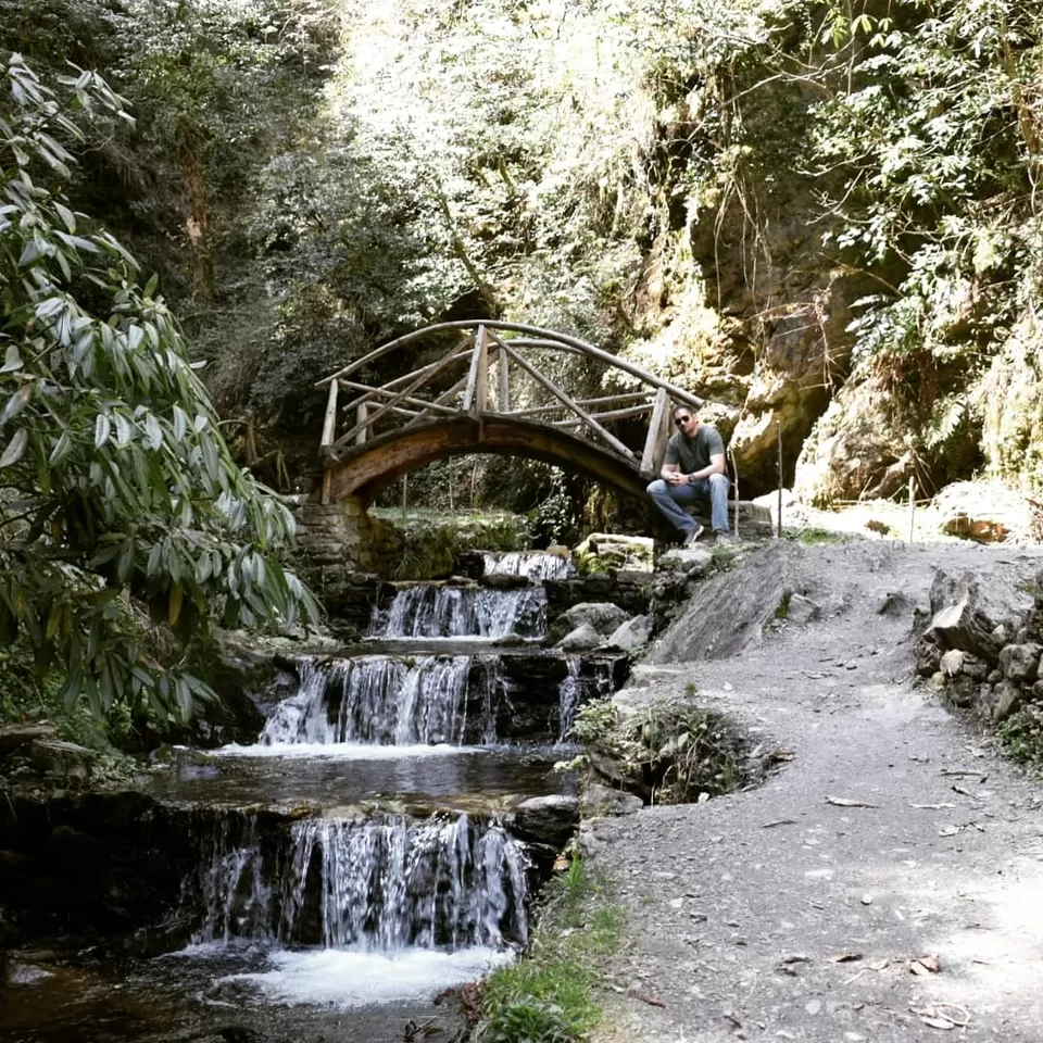 Photo of Jibhi Waterfall, Tandi, Himachal Pradesh, India by Chaity San