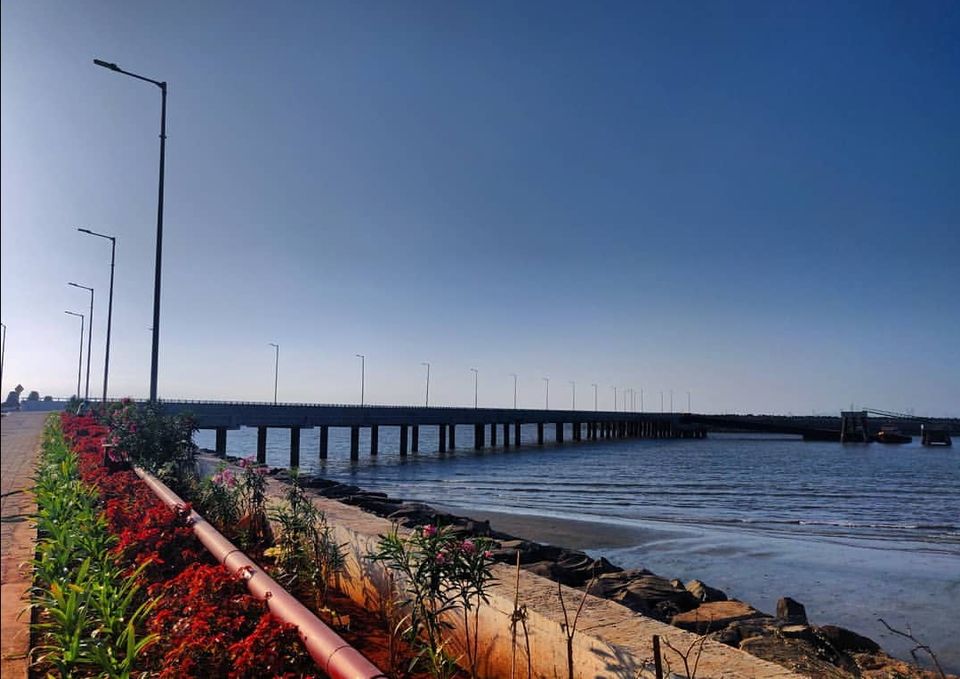 Photo of Alibaug - frolic in the sea by Amit Tarai