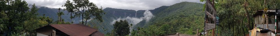 Photo of 3700 one side stairs trek- Double Decker Living Root Bridge. by Pratik Gupta
