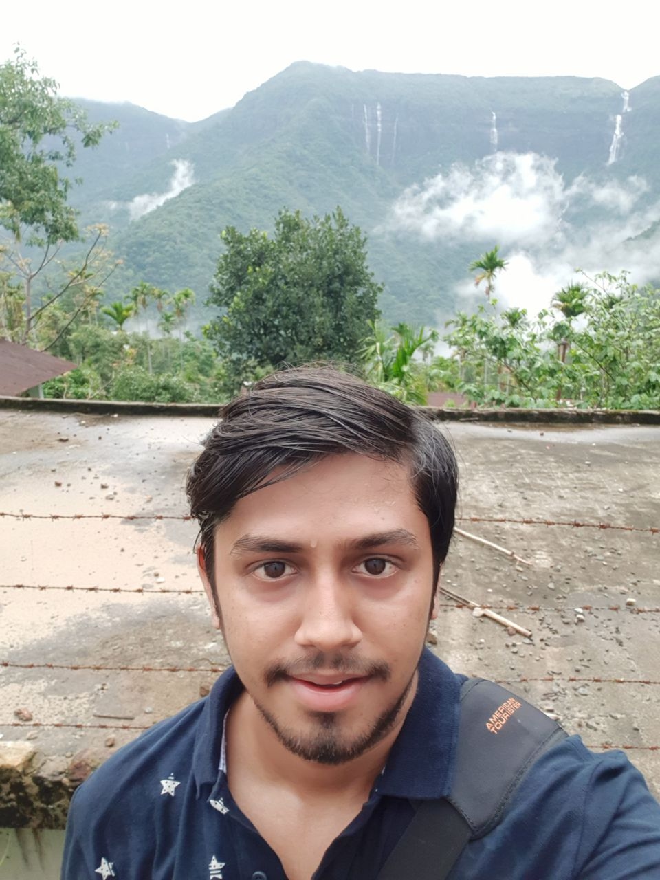 Photo of 3700 one side stairs trek- Double Decker Living Root Bridge. by Pratik Gupta