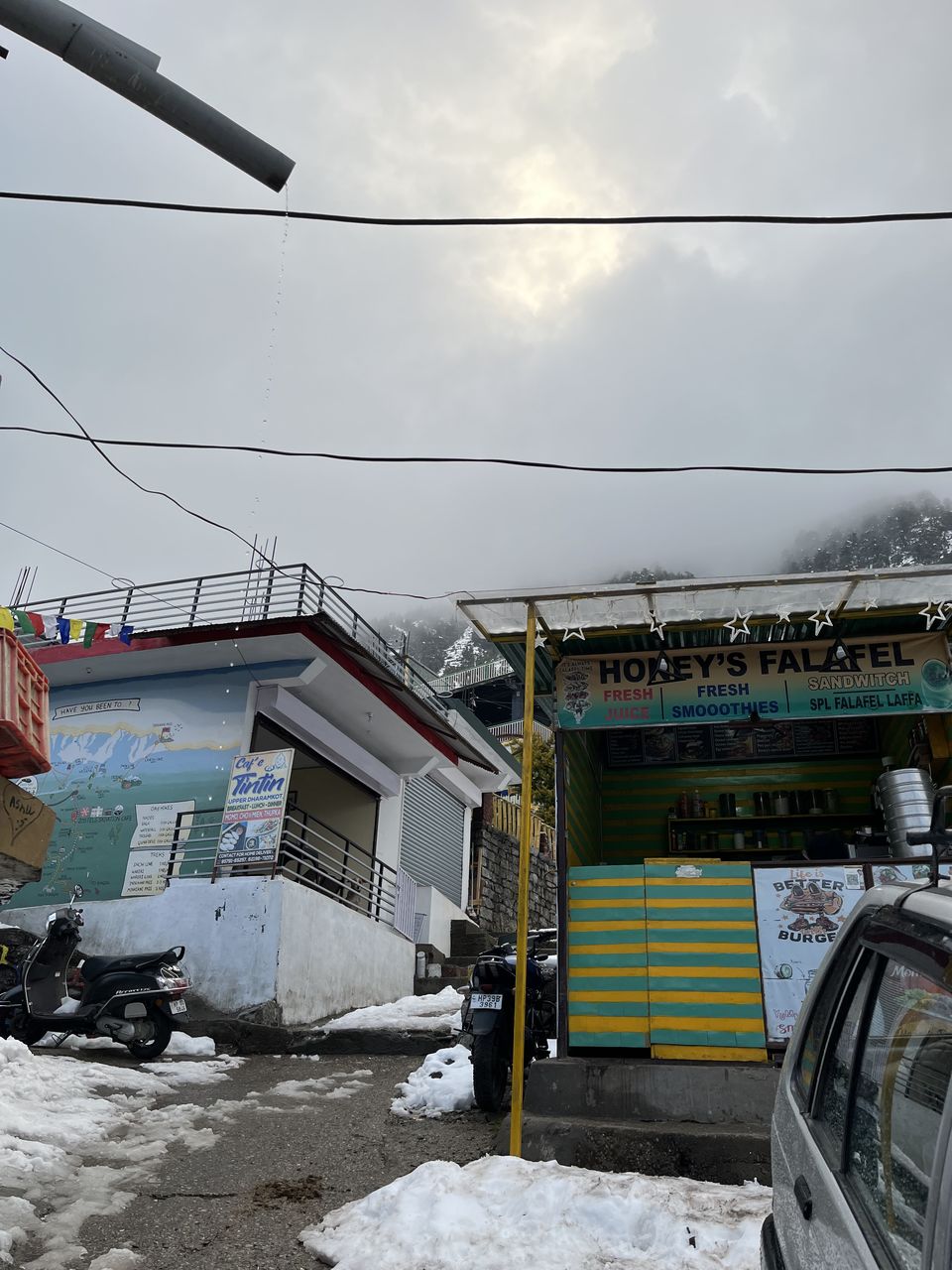 Photo of Dharamkot - Work From Mountains, Winter Guide 9/10 by Hina Nainani