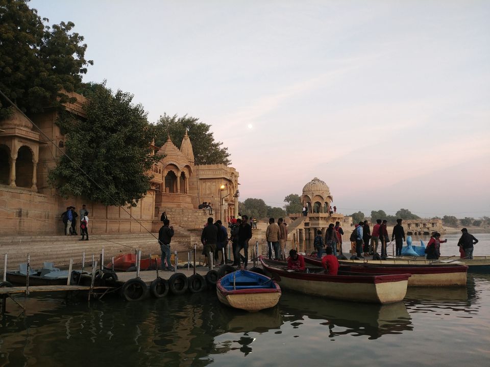 Photo of Gadisar Lake, Postal Colony, Jaisalmer, Rajasthan by Pushpak Apte