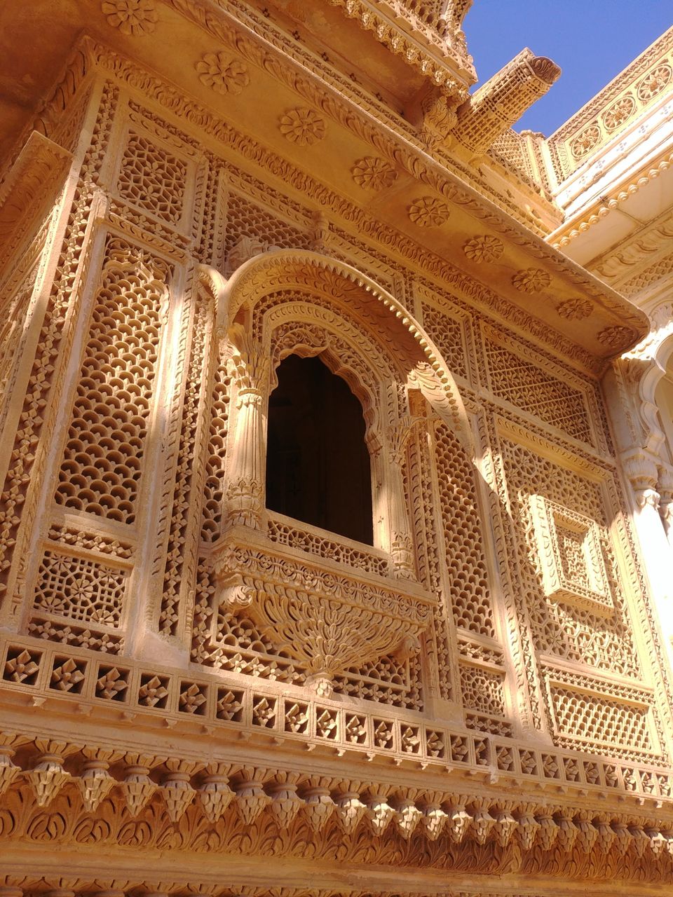 Photo of Amar Sagar, Rajasthan, India by Pushpak Apte