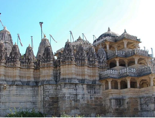 Photo of Dilwara Temples, Delwara, Mount Abu, Rajasthan, India by Leisure Traveller