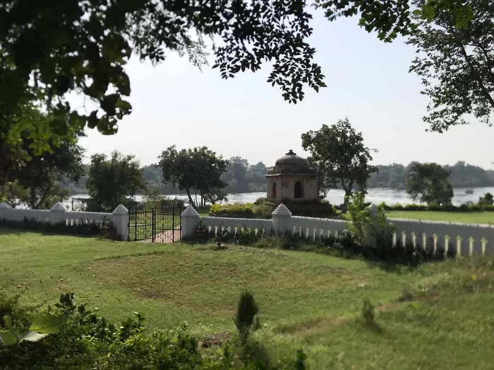 Photo of Orchha, Madhya Pradesh, India by Shivani Singh