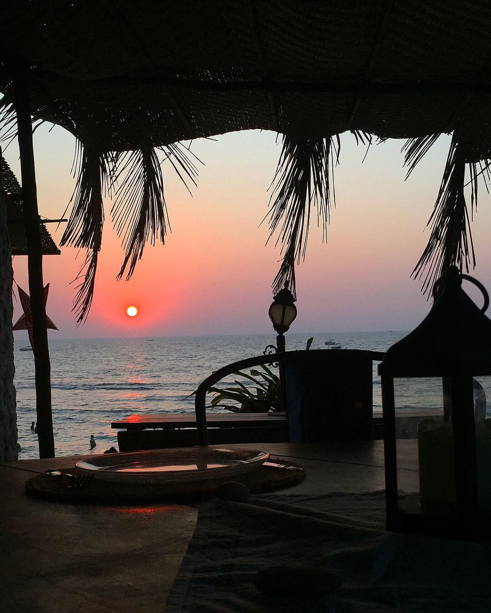 Photo of an evening at elephant Art cafe for beautiful sunset by pr@gs