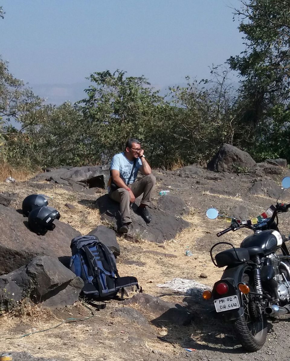 Photo of Lonavala, Maharashtra, India by Vivek Rauthan
