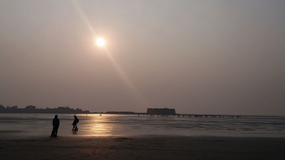 Photo of Alibaug Beach, Alibag Beach Road, Main Beach, Koliwada, Alibag, Maharashtra, India by Vivek Rauthan