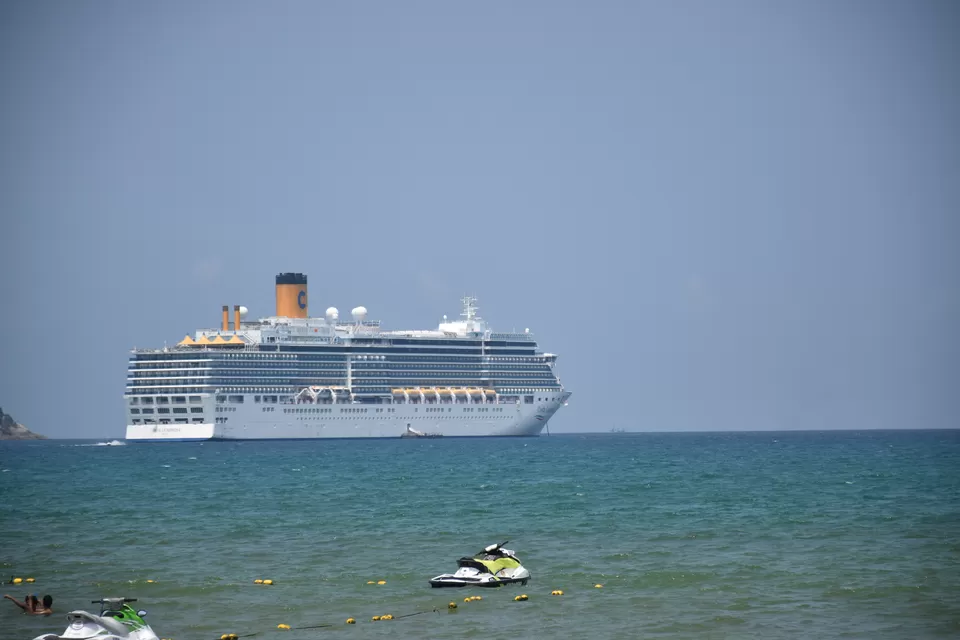 Photo of Patong Beach, Pa Tong, Kathu District, Phuket, Thailand by Purvesh Jain