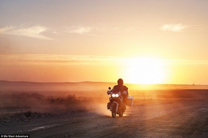 Photo of Hot Sun, How to travel – India Specific. 1/3 by Ashish Hegde