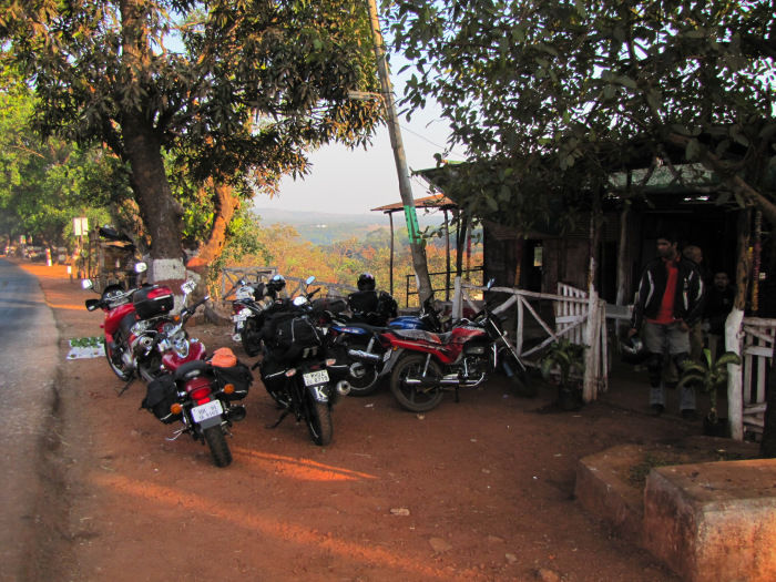 Photo of Hot Sun, How to travel – India Specific. 3/3 by Ashish Hegde