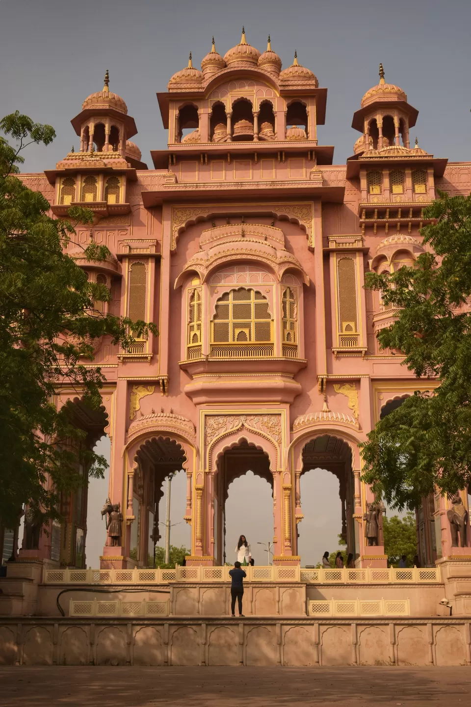 Photo of Padharo Mhare Des – A Colourful Extravaganza by Ranjabatee