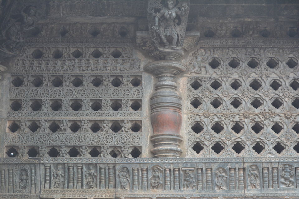 Photo of Belur - Poetry in Stone..Intricate,Detailed and Unimaginable 15/31 by Hemanth Reddy