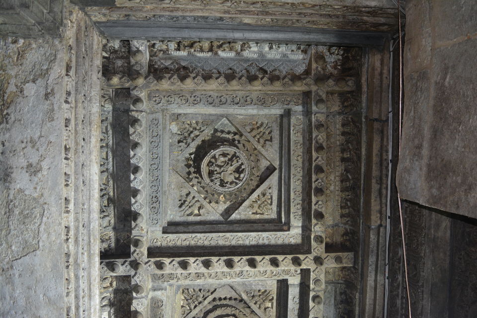 Photo of Belur - Poetry in Stone..Intricate,Detailed and Unimaginable 25/31 by Hemanth Reddy