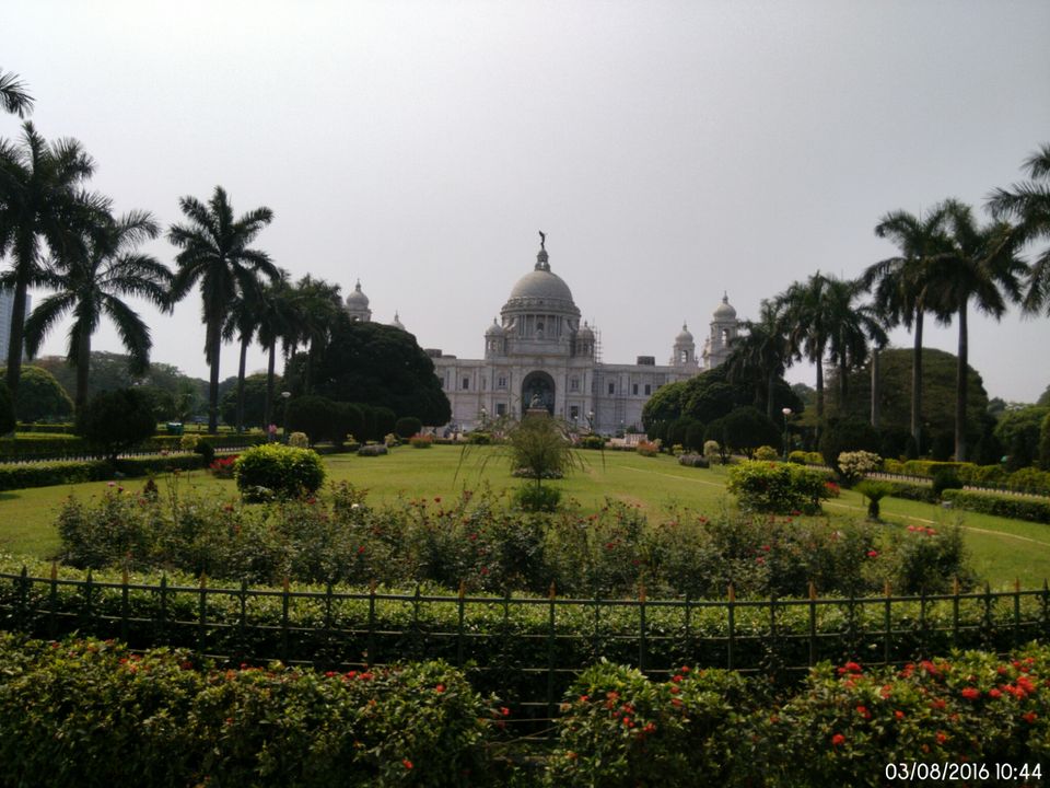 Photo of Kolkata, West Bengal, India by saksham budhiraja