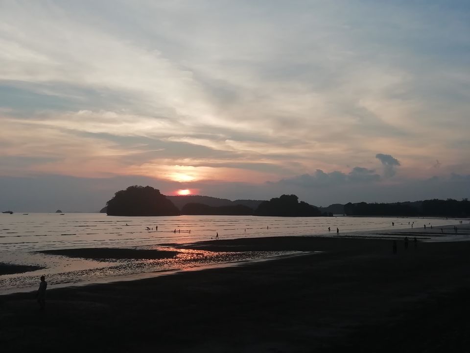 Photo of Krabi – Haven for island-hopping along with rocky limestones by Richa Girdhar