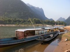 Photo of Muang Ngoy, Louangphabang, Laos by Matthew Crompton