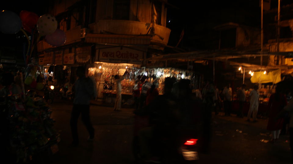 Photo of Manek Chowk - Ahmedabad - An Unique food Experience. 1/1 by Indian Traveloggers