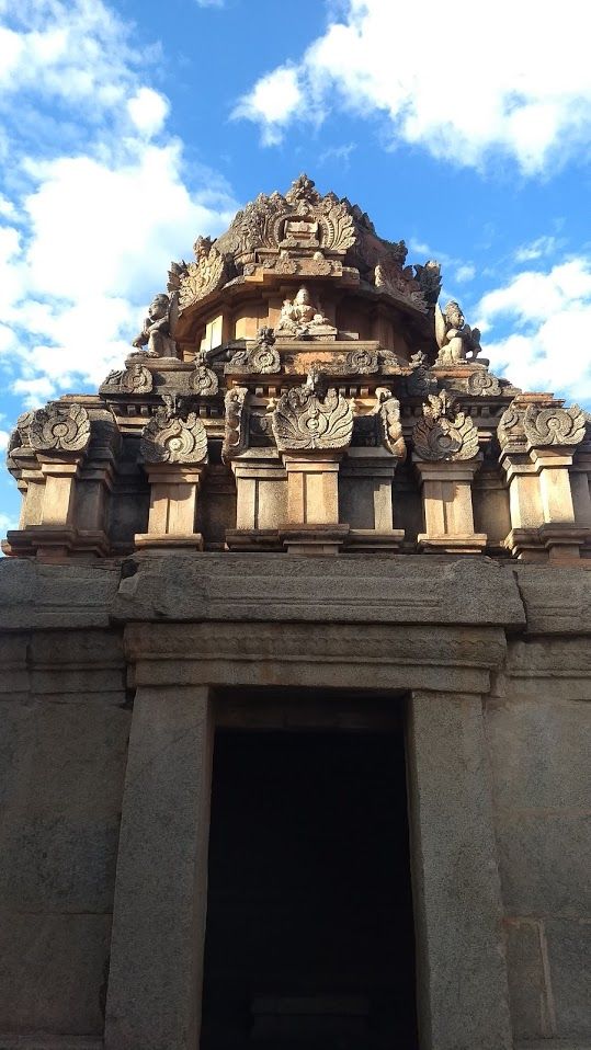 Photo of I Traveled to explore the beautiful Ruins Which are more stunning than other monuments in India 7/34 by Ashish Garg