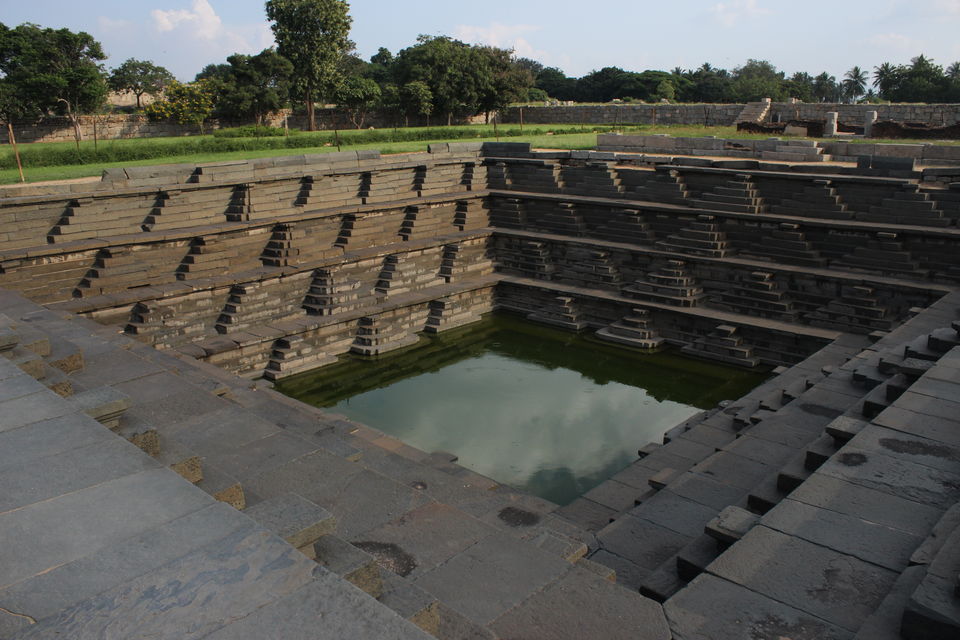 Photo of I Traveled to explore the beautiful Ruins Which are more stunning than other monuments in India 29/34 by Indian Traveloggers