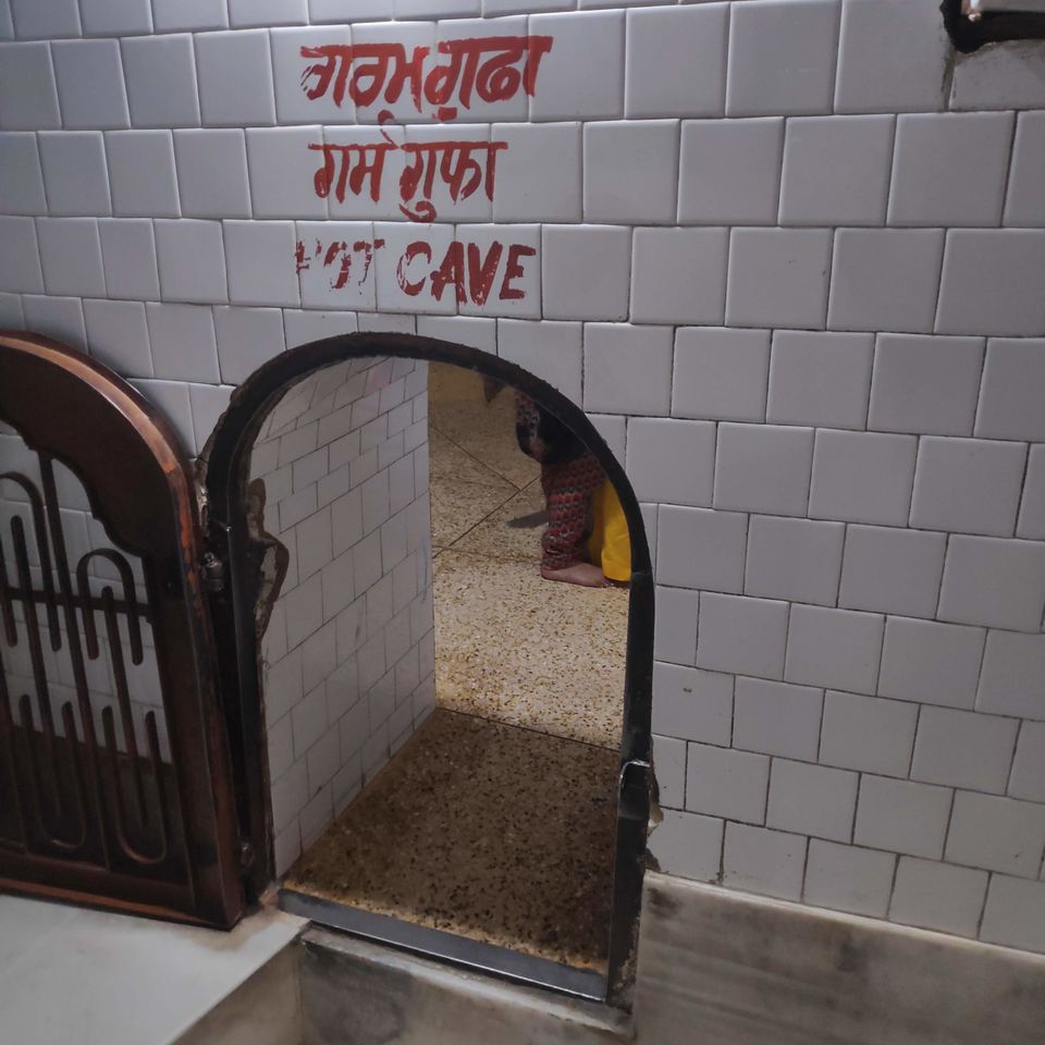 Photo of Manikaran - The Town of Hot Water Springs and Utmost Faith 3/12 by Hitesh Bhutani