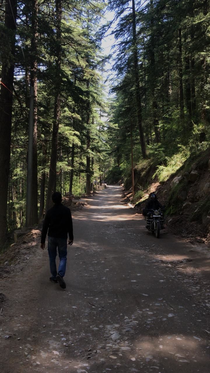 Photo of The road to Malana 2/14 by Hitesh Bhutani