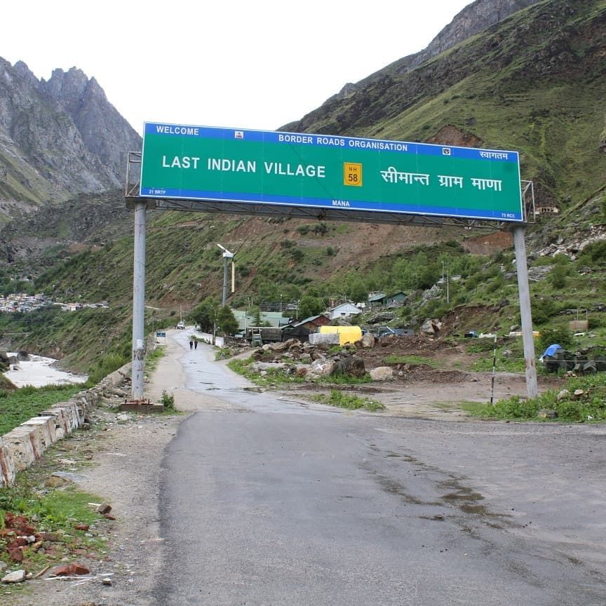 Photo of One Night Stand with Tirthan Valley 1/2 by Hitesh Bhutani