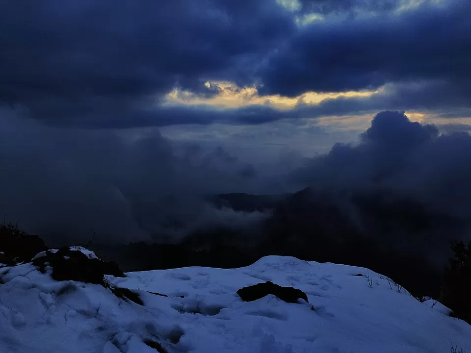 Photo of Dorothy's Seat -Tiffin Top, Ayarpatta, Nainital, Uttarakhand, India by Milan Sah