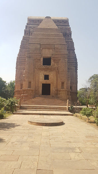 Photo of The Melodies of Gwalior, Delhi to Bangalore drive: Exploring the Unexplored 34/46 by Srashti Mittal