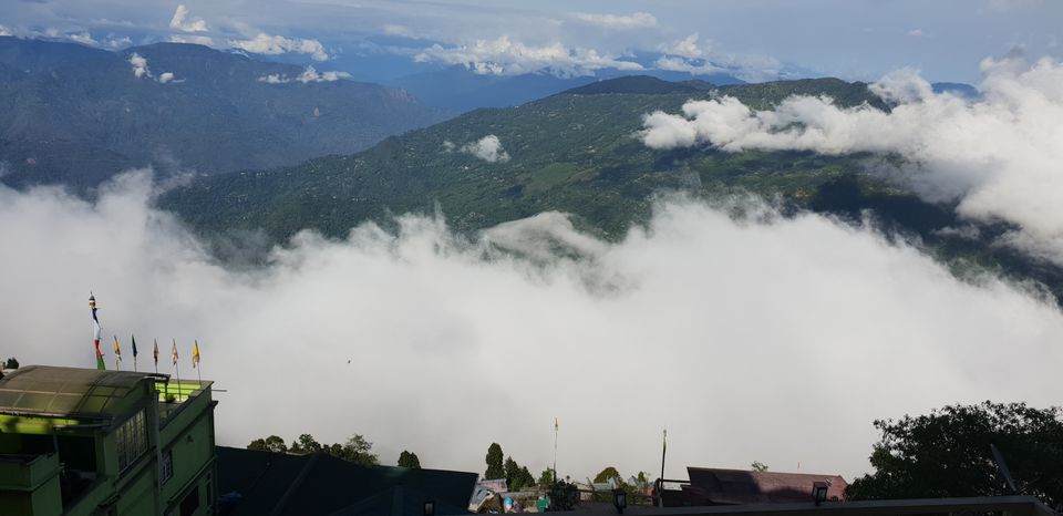 Photo of Patna to Darjeeling 515 km A memorable roadtrip through the Misty mountains of darjeeling by Ankit Nryn