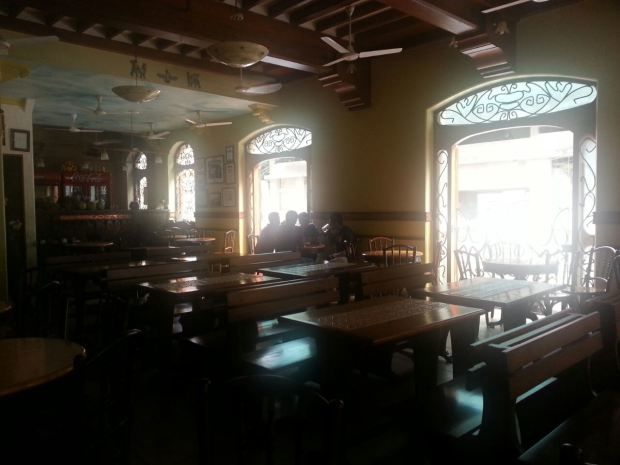 Photo of Cafe Universal, Shahid Bhagat Singh Road, Fort, Mumbai, Maharashtra, India by Bharti Singh
