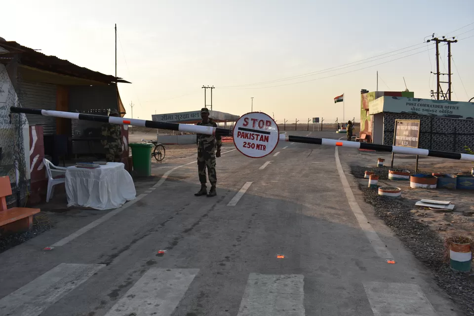 Photo of Indo - Pak Border Road, Gujarat, India by Devashree Ashara