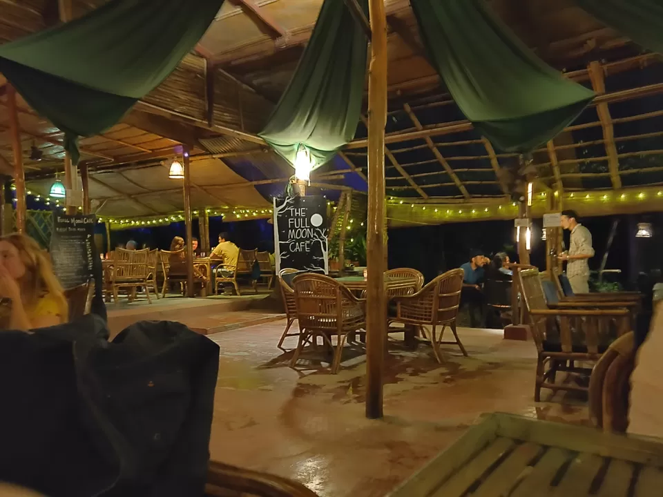 Photo of Full moon cafe, India by La Vie en Rose