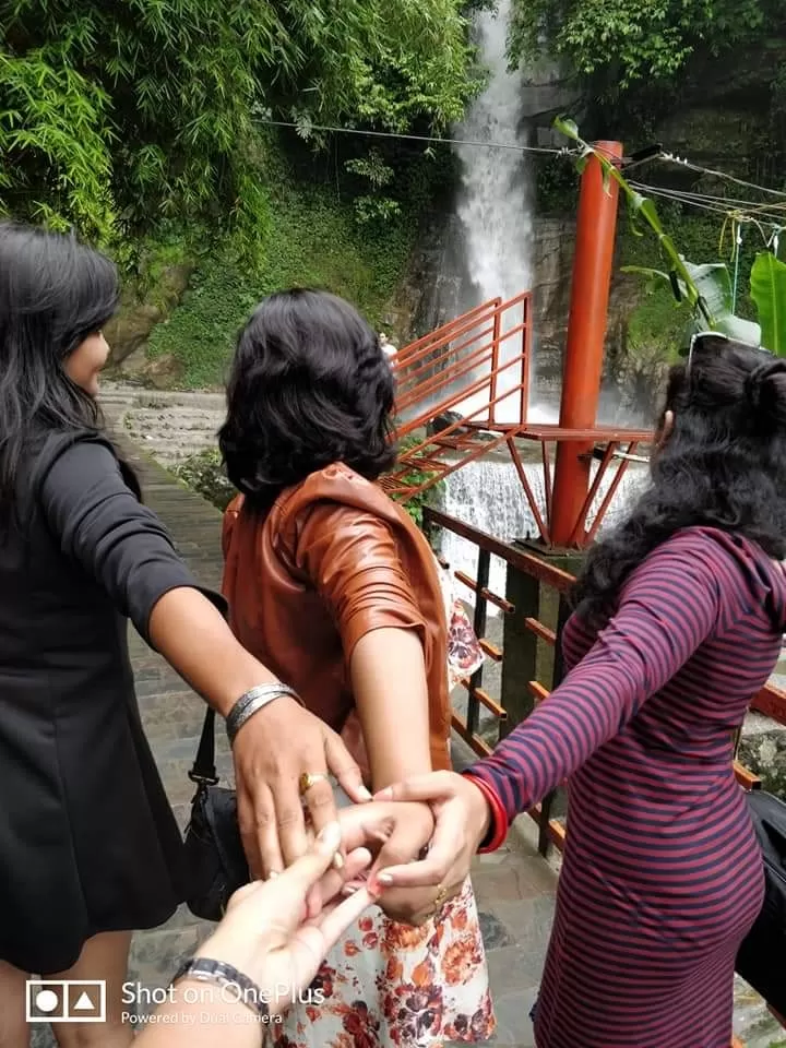 Photo of Banjhakri Falls and Park, Gangtok, Sikkim, India by La Vie en Rose 