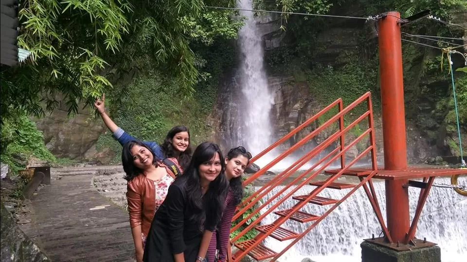 Photo of Banjhakri Falls and Park, Gangtok, Sikkim, India by La Vie en Rose 