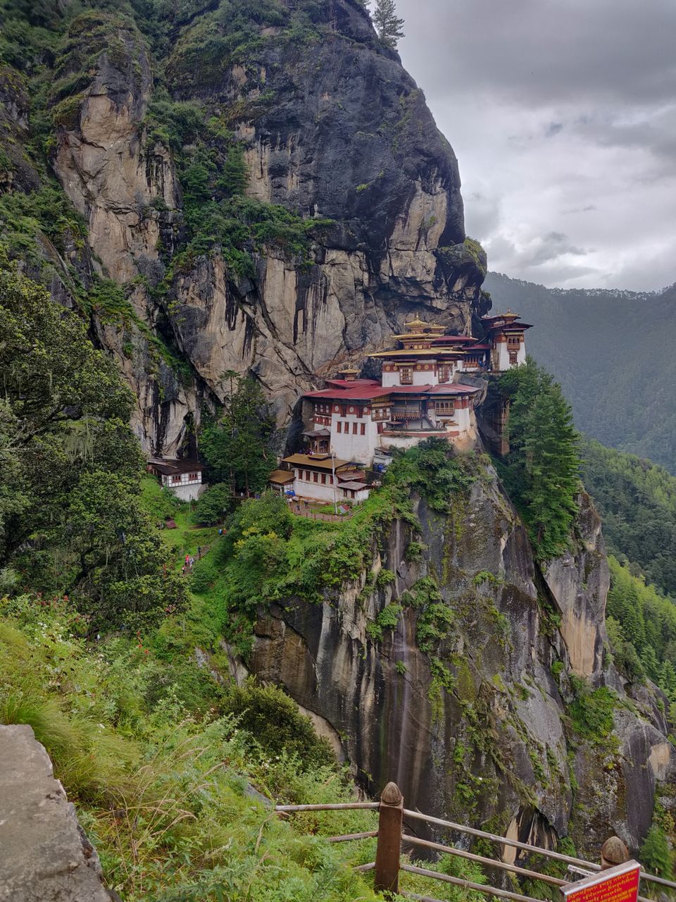 Photo of Tigers Nest, Taktsang Trail, Paro, Bhutan by La Vie en Rose