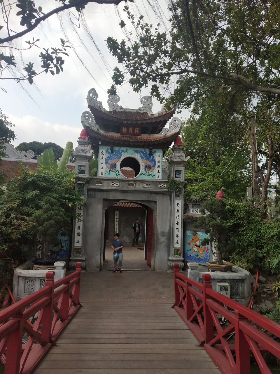 Photo of Backpacking Vietnam Solo for the First Time #TravelOnAClock by Trisha Singhal
