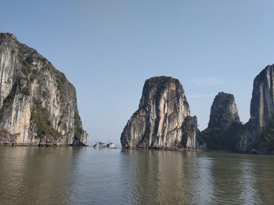 Photo of Ha Long Bay, Hà Phong, Hạ Long, Quảng Ninh, Vietnam by Trisha Singhal