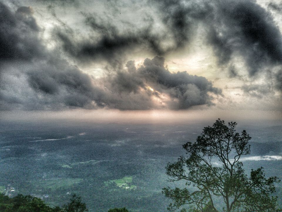 Photo of A getaway to the misty lands 10/17 by Rohit Dinesh