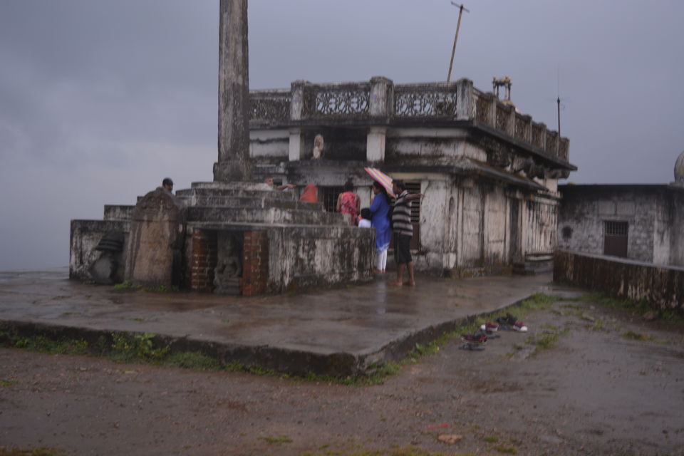 Photo of A getaway to the misty lands 17/17 by Rohit Dinesh