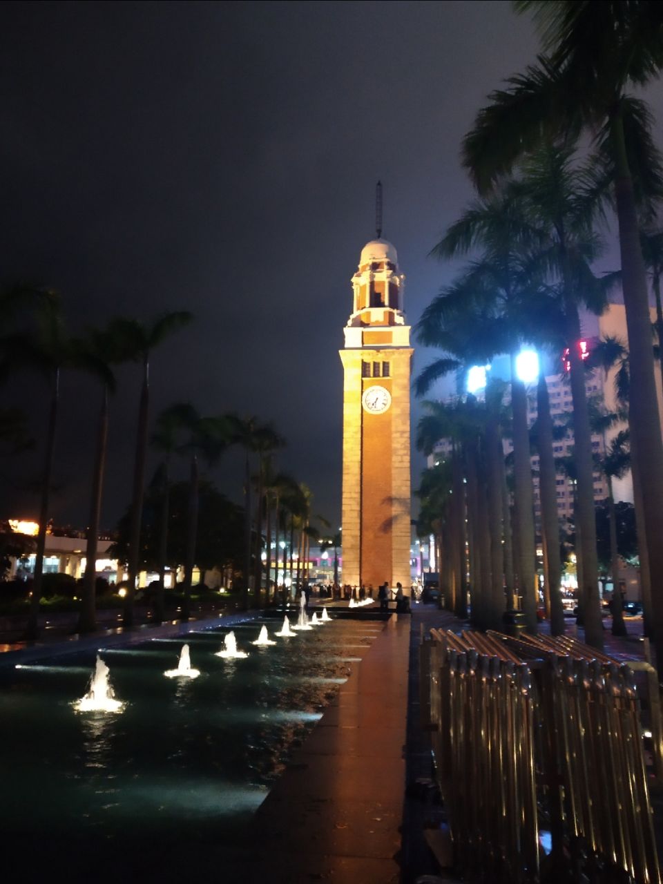 Photo of Hongkong...The City that never sleeps. by Reena Pereira